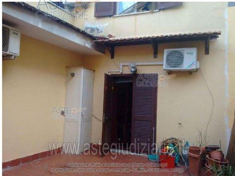 Appartamento in Vico I Parrocchia, 2, Secondigliano, Napoli