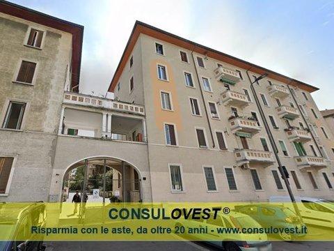 Trilocale in via Bramantino, 3, Prealpi - Testori, Milano