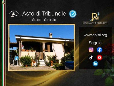 Villetta a schiera in Via Pavia, 50, Nuova Florida, Ardea