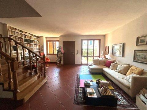 Villetta a schiera in Via di Mantignano, s.n.c, Mantignano - Ugnano, Firenze