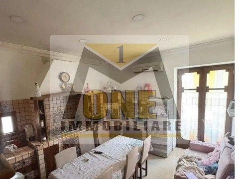 Trilocale in via Aniello Palumbo, Zona Maristi-Ospedale, Giugliano in Campania