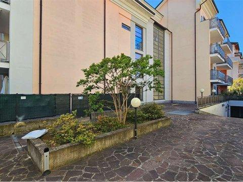 Bilocale in Via Generale Cantore, 13, San Pietro - Boschetto, Abbiategrasso