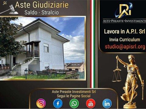 Villetta a schiera in Via Tor Paluzzi, 162, Cecchina, Albano Laziale
