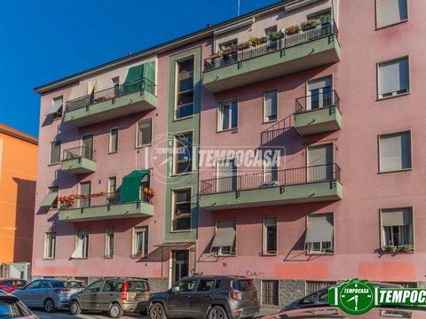 Trilocale in Via Luigi Biraghi, 29, Istria, Milano