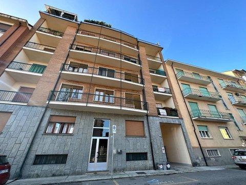 Trilocale in via Giacomo Puccini, 7, Carmagnola
