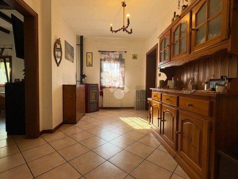 Quadrilocale in Via Battafuga, 7, Budrio