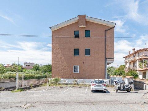 Trilocale in Via Palermiti, s.n.c, Casal Morena, Roma