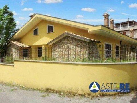 Villa in Via Acquaviva delle Fonti, 48, Torre Gaia - Villa Verde, Roma