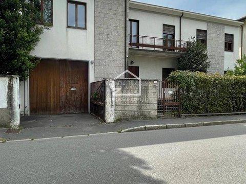 Casa indipendente in Via Roma, 55, Nerviano
