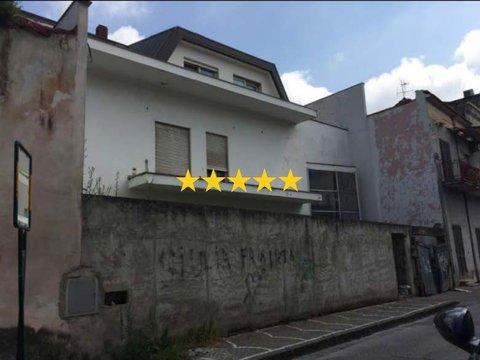 Villa in Via Vincenzo Monti, Caivano