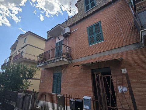 Bilocale in Via Lissone, 16, Labaro - Prima Porta, Roma