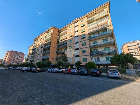 Appartamento in Via Ermanno Ponti, 21, Torre Spaccata, Roma