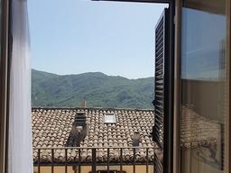 Casa di paese in Borgo Vecchio, 9, Pisoniano