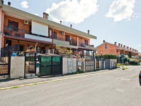 Casa indipendente in Via Federico Bocchetti, 95, Cesano, Roma