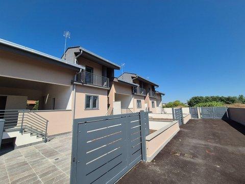 Villetta a schiera in via Giuseppe Molteni, s.n.c, Acilia Sud, Roma