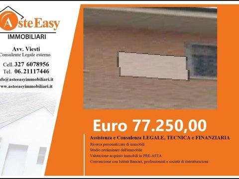 Appartamento in via Fraine, Castelverde, Roma