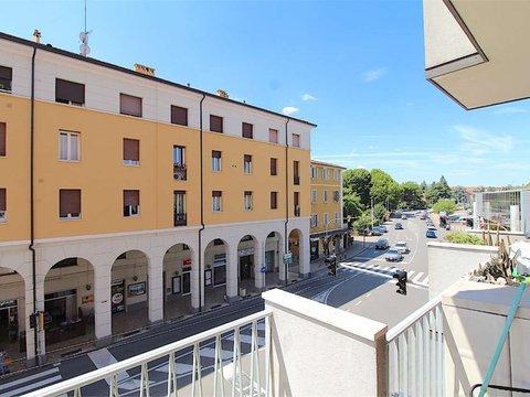 Trilocale in Via G. Mazzini, 9, Garibaldi, Casalecchio di Reno