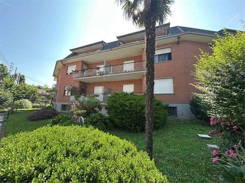 Trilocale in via Torino, 92, San Francesco al Campo