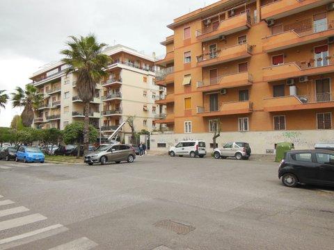 Quadrilocale in Viale della Stella Polare, 32, Ostia Levante, Roma