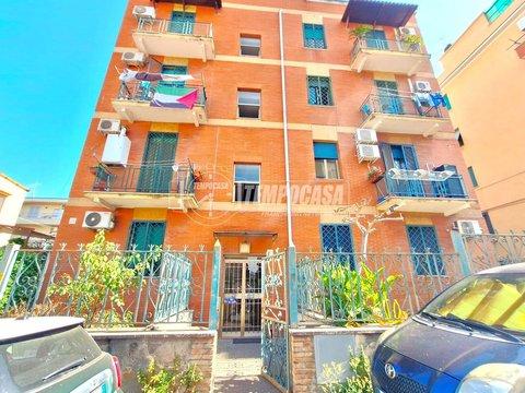 Bilocale in Via delle Nespole, Alessandrino, Roma