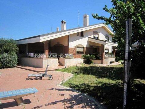 Villa in Via Oglio, 25, Tor San Lorenzo - Nuova California, Ardea