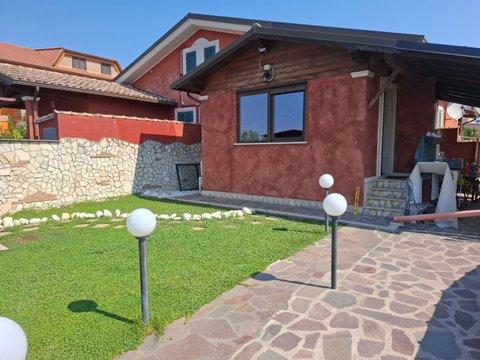 Villetta a schiera in Via Olbia, 10, Nuova Florida, Ardea