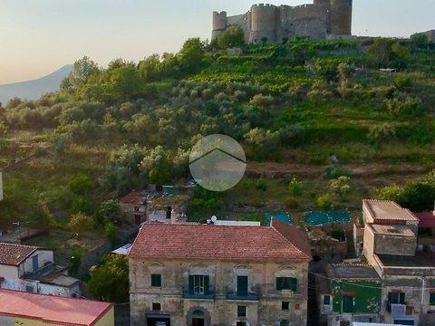 Villa in via San Nicola del Vaglio, 9, Lettere