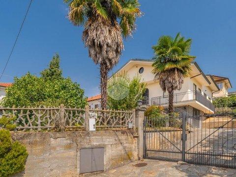 Villa in Strada Miravalle, 17, Moriondo - Maiole, Moncalieri