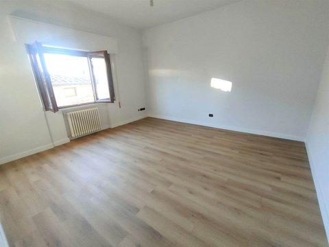 Trilocale a San Donnino, Campi Bisenzio