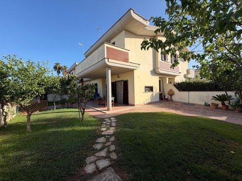 Villa in Via Miglioramento, 97, Miglioramento, Anzio