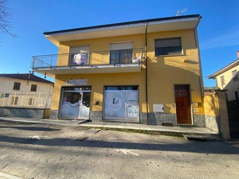 Casa indipendente in viale Barbaroux, 20, Carmagnola