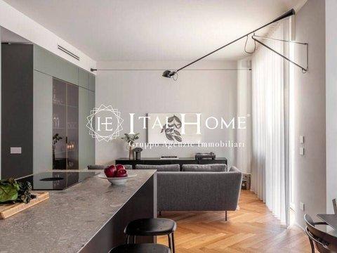 Bilocale in Via Col Moschin, Gottardo, Milano