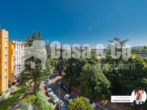Trilocale in Via Learco Guerra, 20, Serafico - Roma 70, Roma