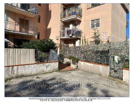 Appartamento in via Viticella, 48, Quarto