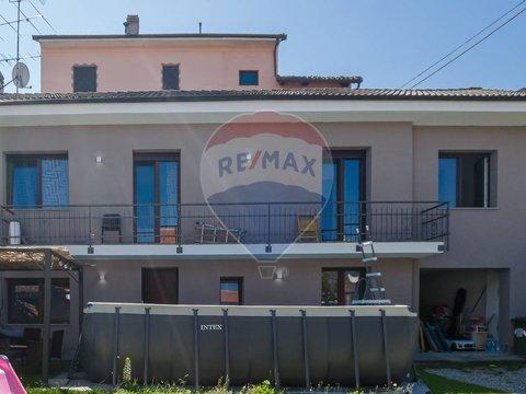 Casa indipendente in Via IV Novembre, 27, Buttigliera Alta