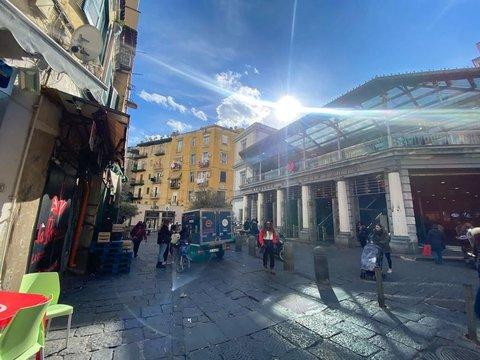 Appartamento in Via Ventaglieri, s.n.c, Montesanto-Quartieri Spagnoli, Napoli