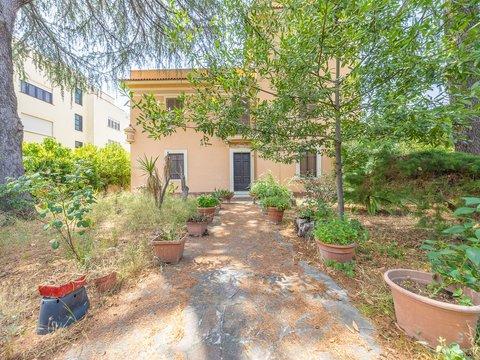 Villetta bifamiliare in Via di Tor Cervara, 304, Tor Sapienza, Roma