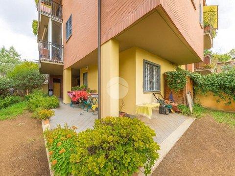 Bilocale in Via di Prato Rotondo, 25, Nuovo Salario - Val Melaina, Roma
