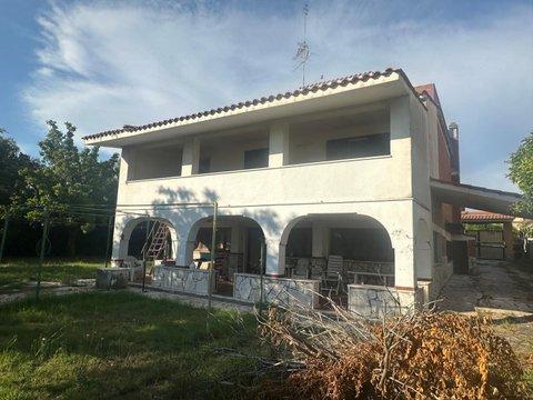 Villa in Via Mar dei Coralli, 6, Colli di Enea-Torvaianica Alta-Campo Jemini, Pomezia
