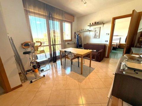Bilocale in Via Luigi Piccinato, 19, Tre Pini - Villaggio Azzurro, Roma