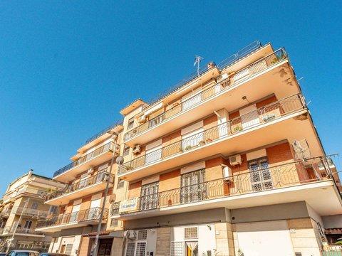 Bilocale in Via Acerra, 43, Colle Prenestino - Prato Fiorito - Colle del Sole, Roma