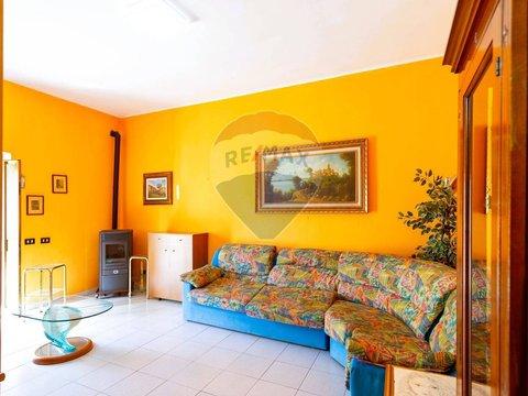 Bilocale in Via Lombardia, 8, Grezzago
