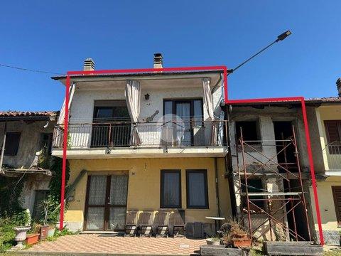 Casale/cascina in via Castello, 38, Fiano
