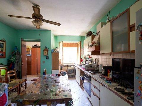 Trilocale in Via Vittorio Veneto, 25, Riva Presso Chieri