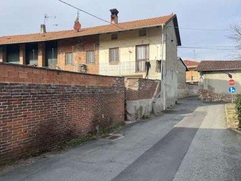 Casa indipendente in via Angelo Boero, 20, Mazzè