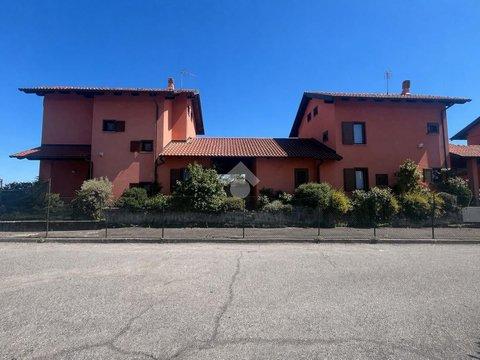 Villa in Via Alcide de Gasperi, 23, San Maurizio Canavese