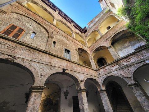 Appartamento su due piani in Via Roma s.n.c, Tolfa