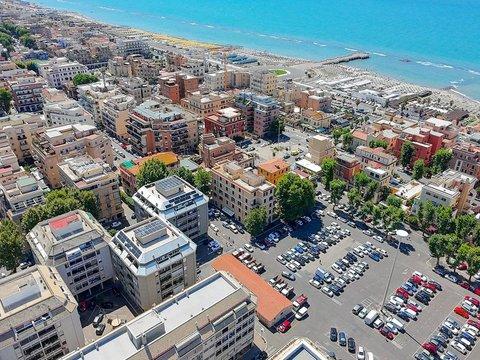 Bilocale in Via Stefano Cansacchi, Ostia Ponente, Roma