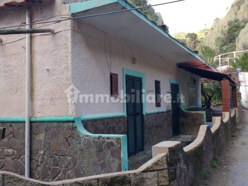 Villa unifamiliare via Provinciale Maronti, Barano d'Ischia