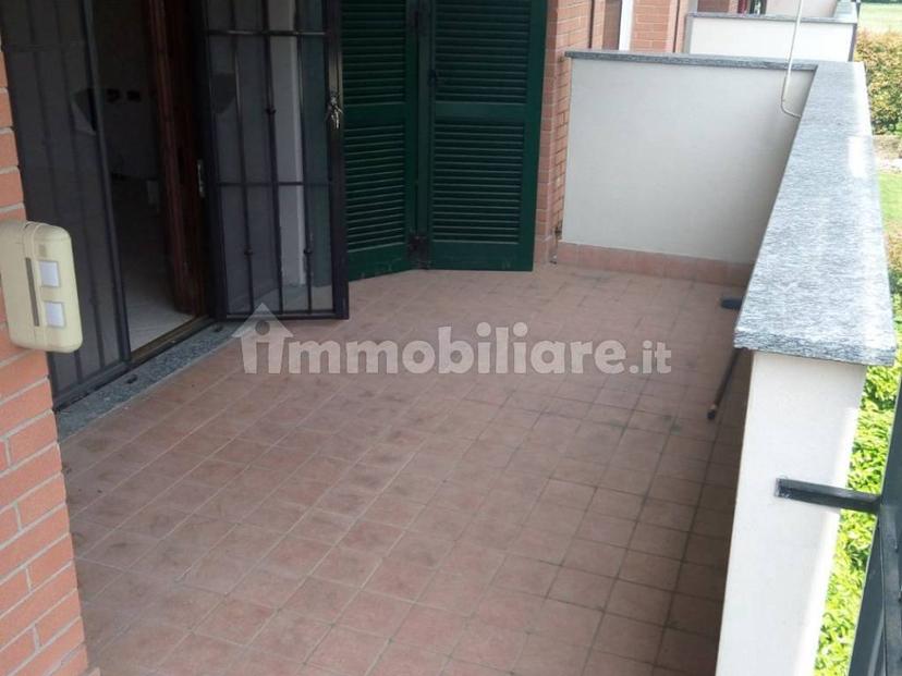 Trilocale via Cecco Angiolieri 11, Pozzuolo Martesana